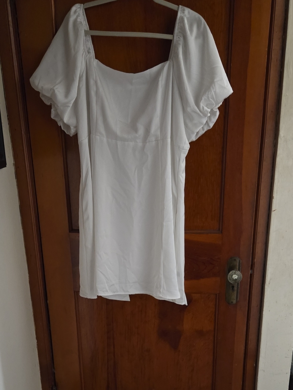 ARULA White Puff-Sleeve Square-Neck Tunic